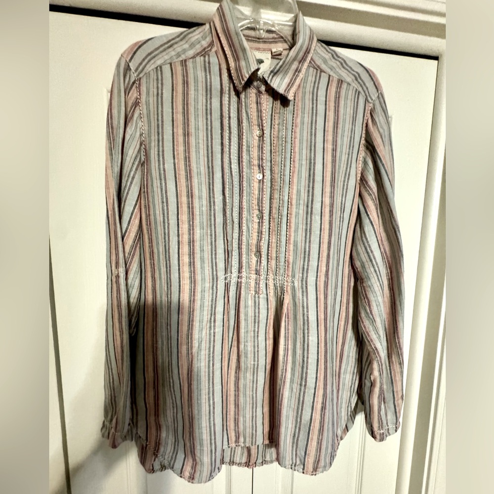 Nurture pintuck tunic
